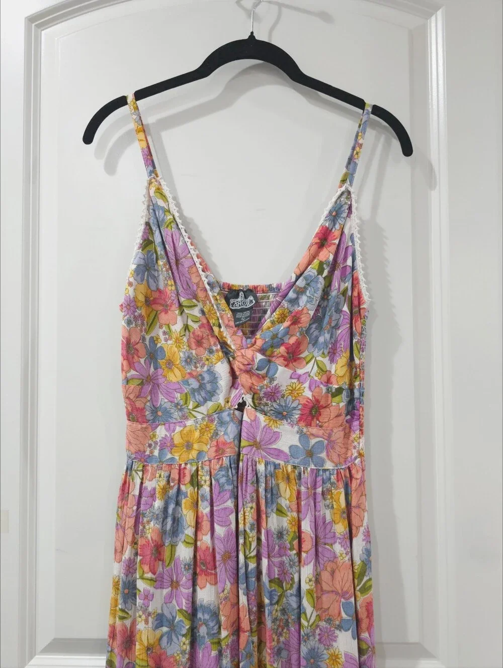 ANGIE Floral Boho Tiered Maxi Dress with Lace Trim & Twist Front, Nwot